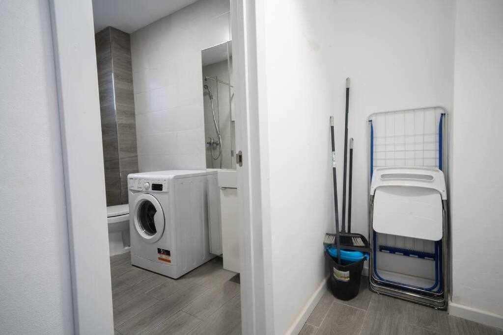 1 Room Atico Pedregalejo Málaga Eksteriør bilde