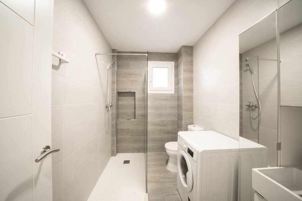 1 Room Atico Pedregalejo Málaga Eksteriør bilde